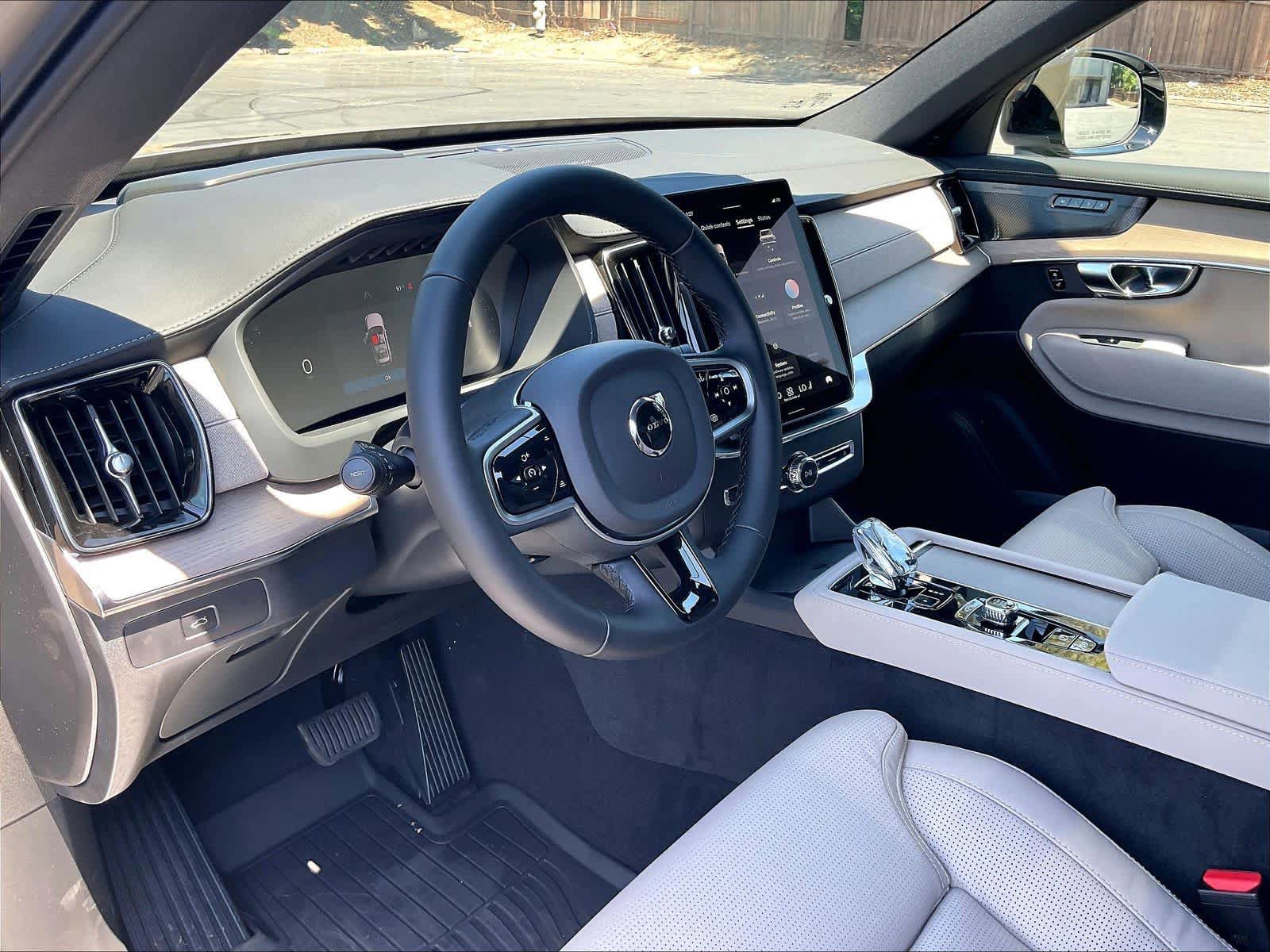 New 2026 Volvo XC90 B6 Ultra AWD/4WD image 8