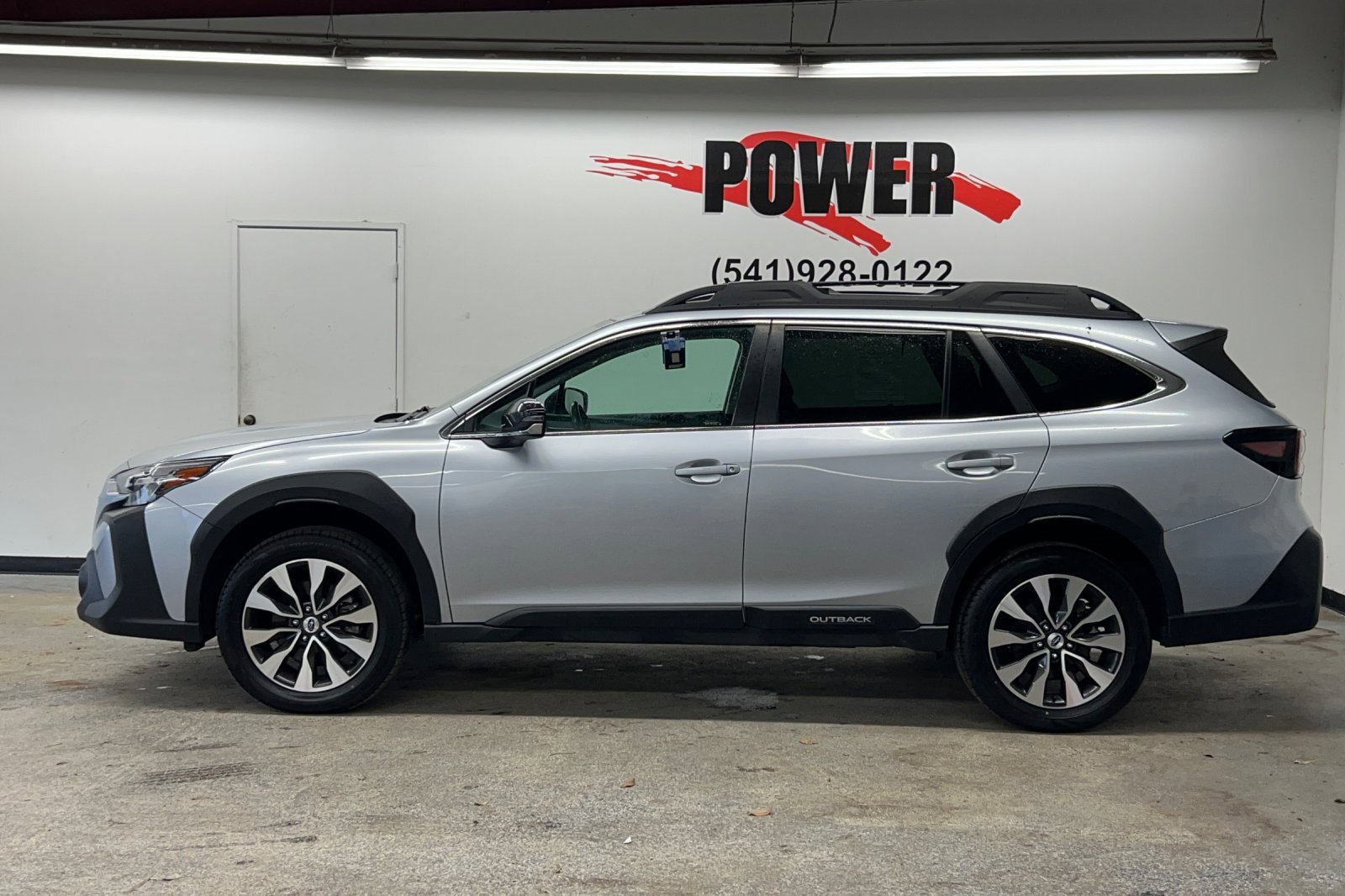 Used 2024 Subaru Outback Limited image 6