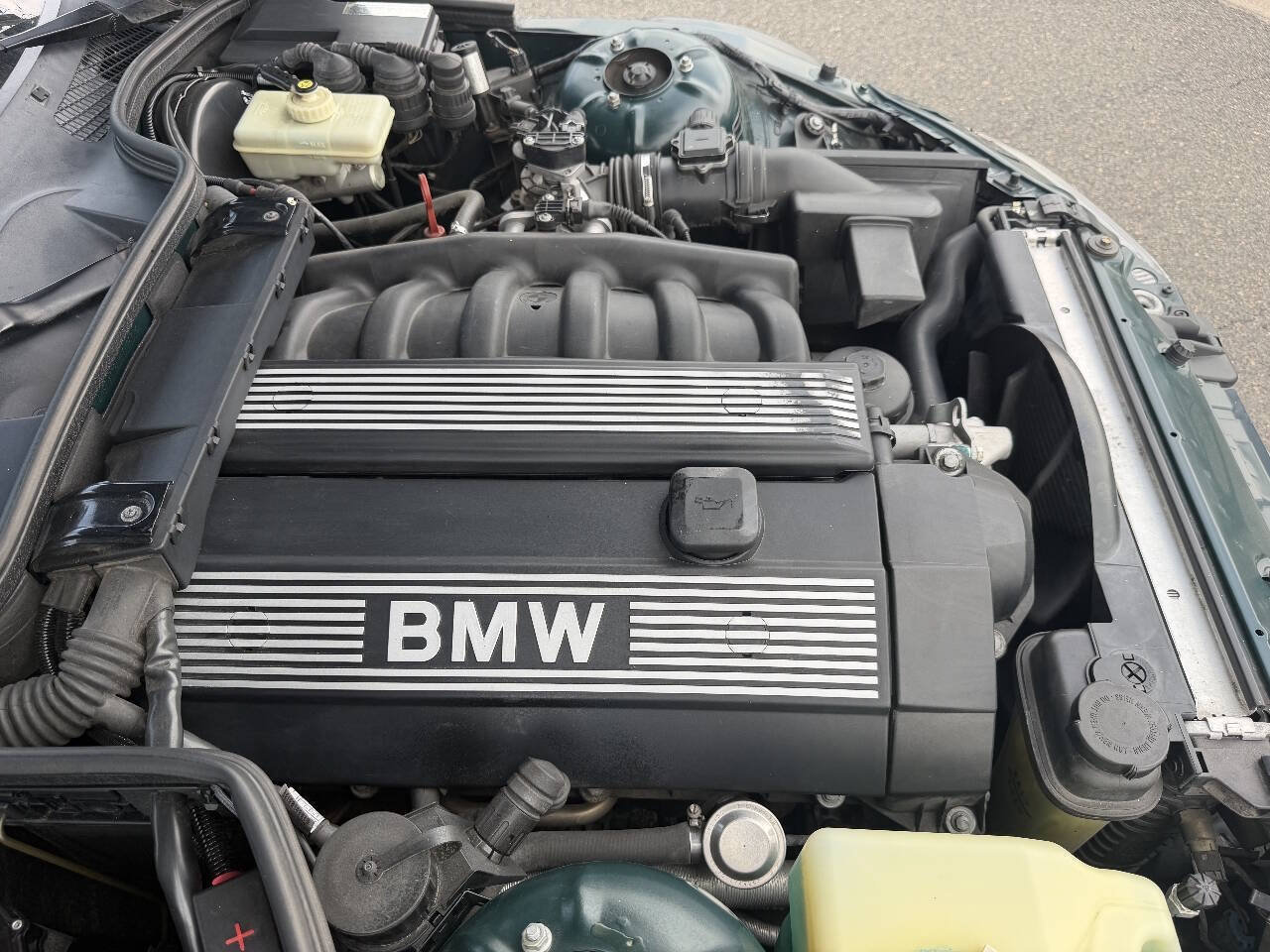 Used 1997 BMW Z3 2.8 RWD image 37