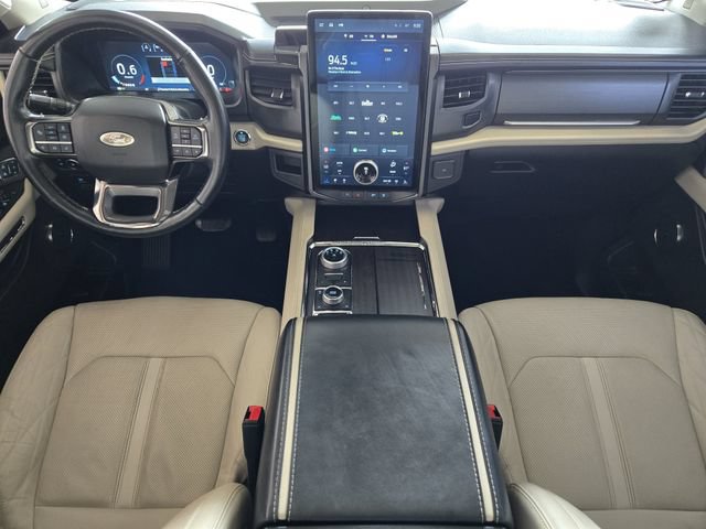 Used 2022 Ford Expedition Platinum AWD/4WD image 28