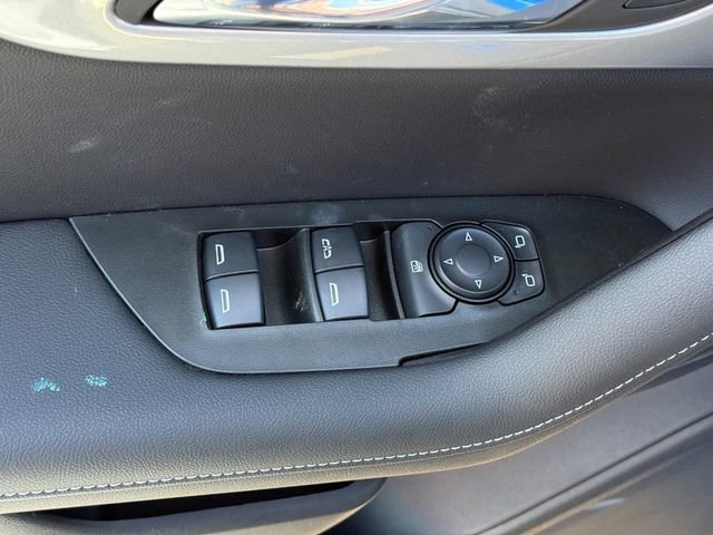 Used 2025 Chevrolet Blazer LT image 18