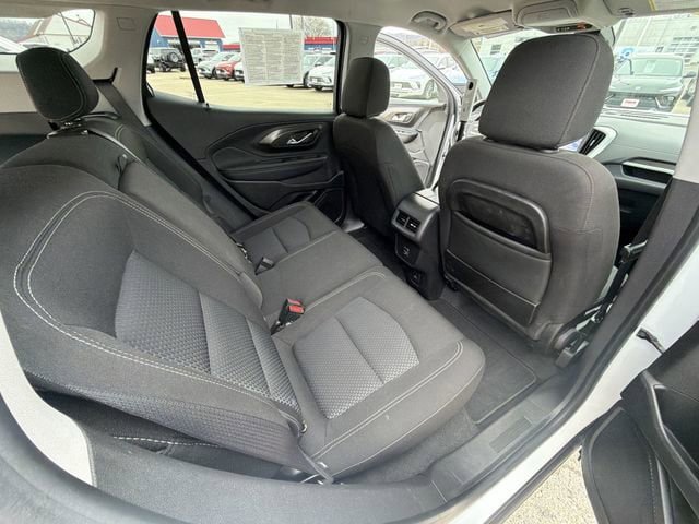 Used 2022 GMC Terrain SLE w/ Driver Convenience Package AWD/4WD image 30