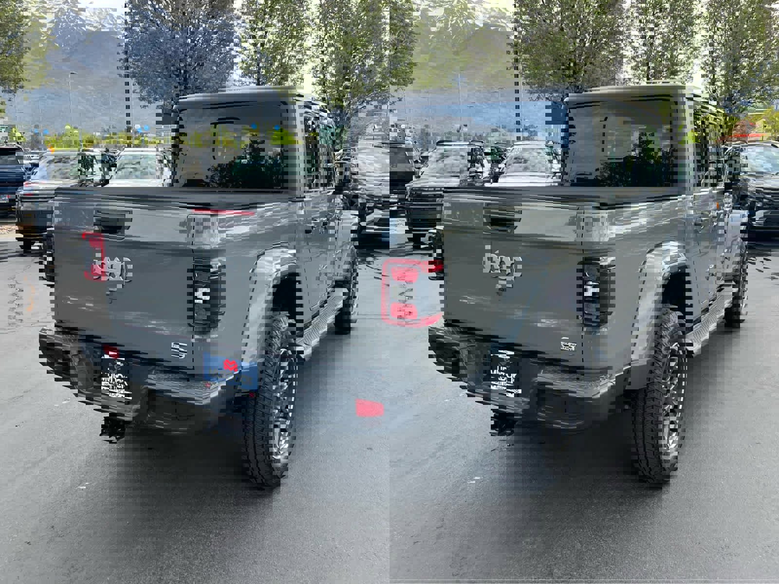 Used 2021 Jeep Gladiator Overland w/ Popular Equipment Package image 8