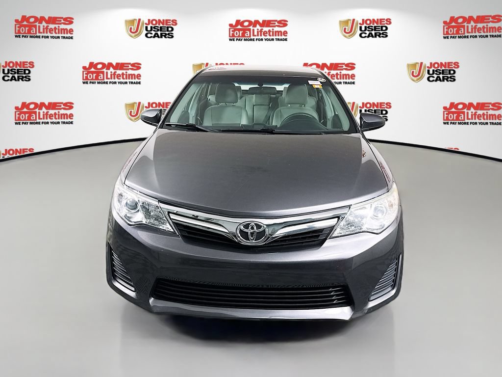Used 2014 Toyota Camry LE FWD image 10