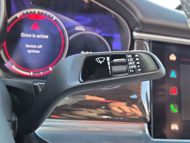 Used 2023 Porsche Panamera image 23