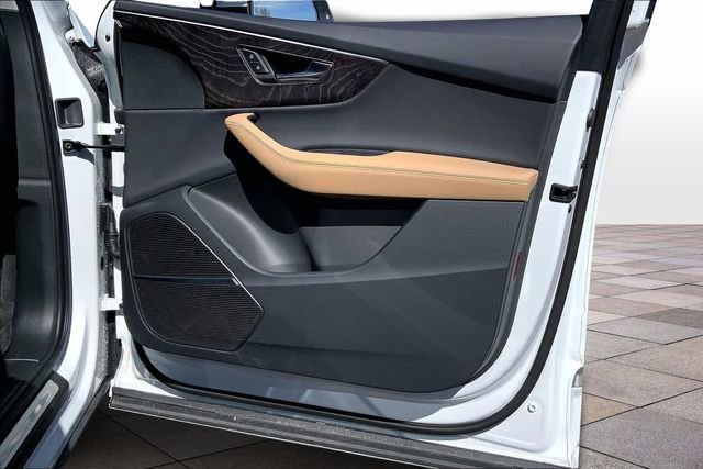 Certified 2025 Audi Q7 3.0T Premium Plus image 27