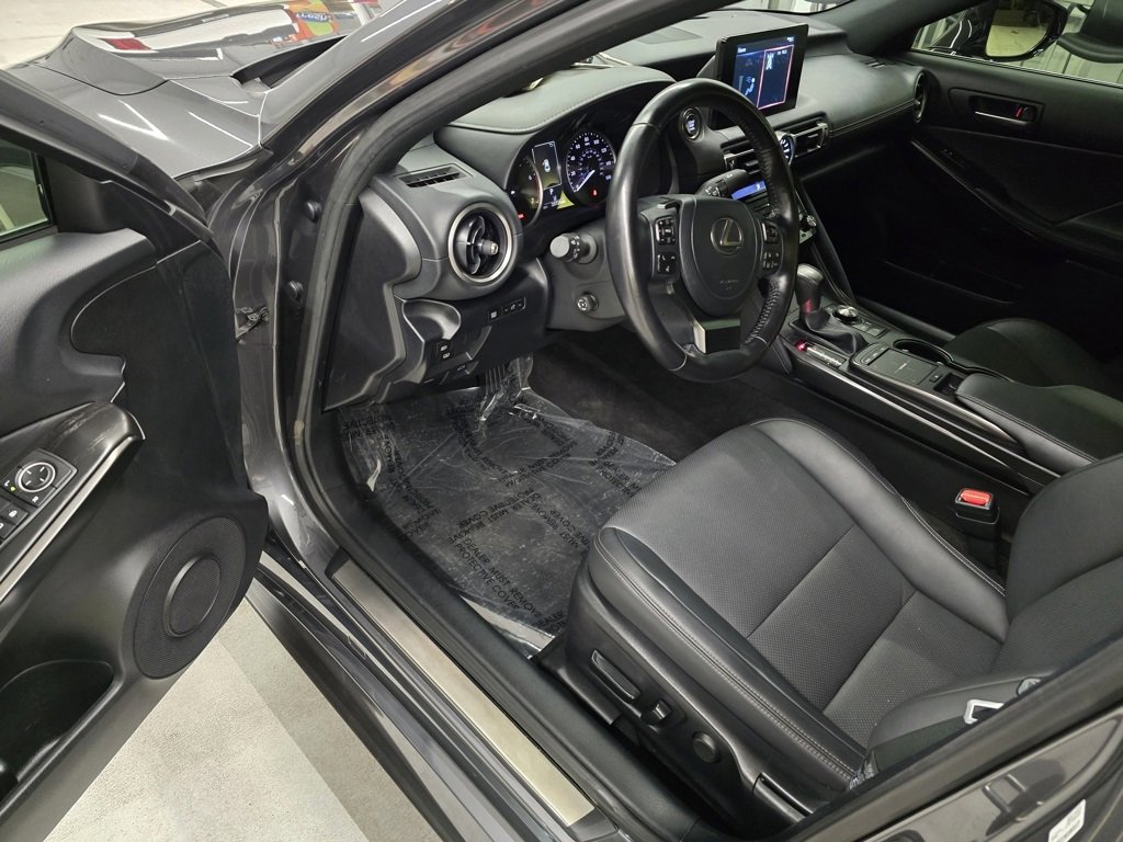 Used 2022 Lexus IS 300 w/ Premium Package image 15