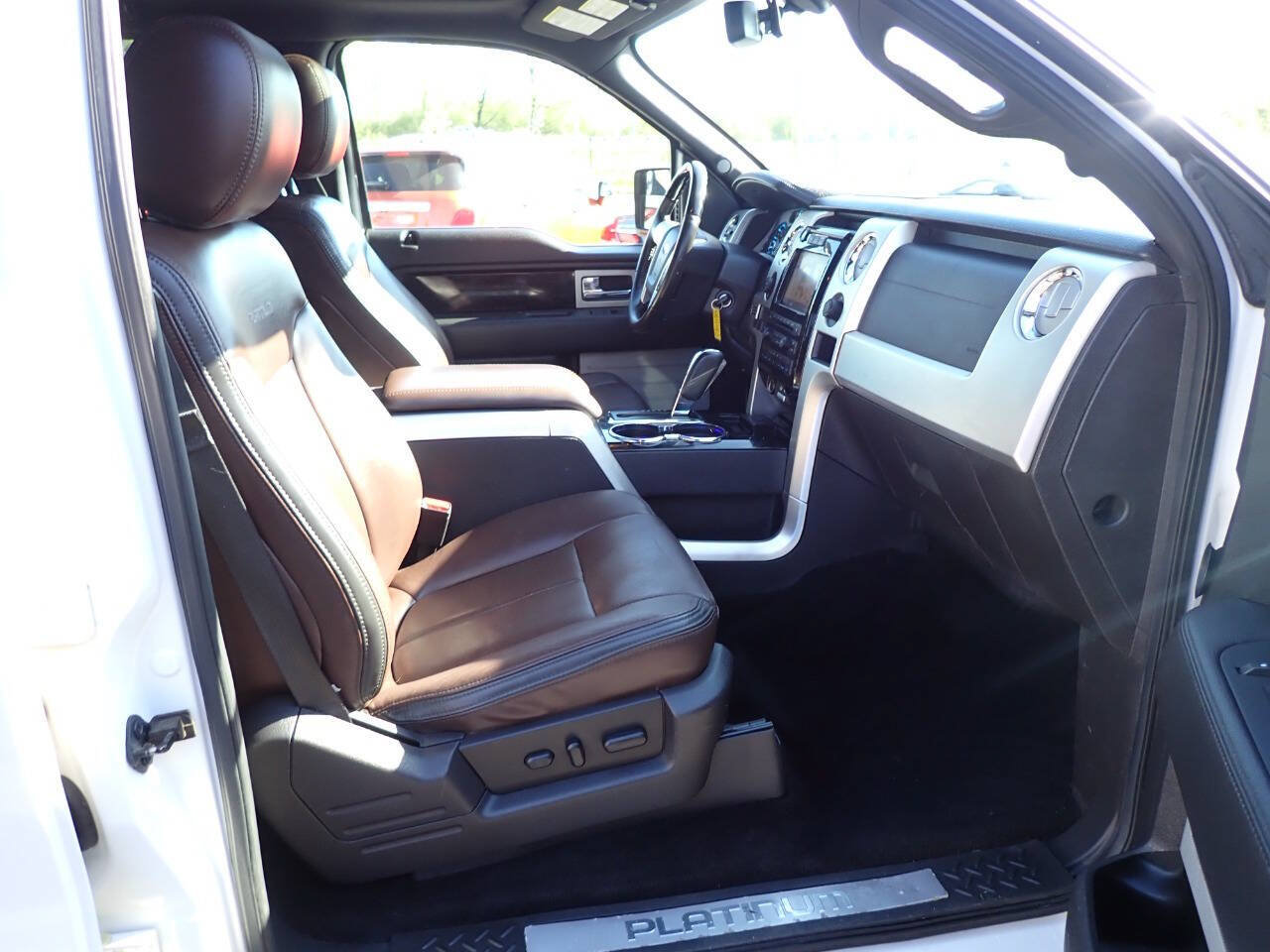 Used 2012 Ford F150 Platinum AWD/4WD image 11