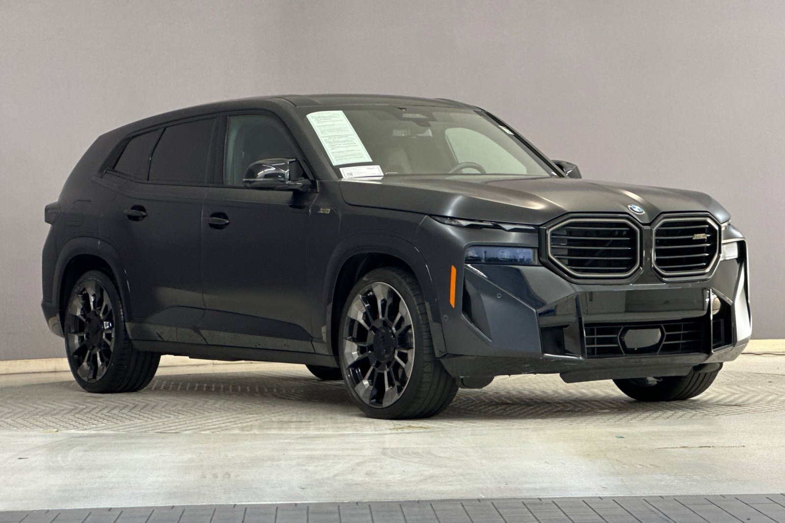 Certified 2023 BMW XM AWD/4WD image 6