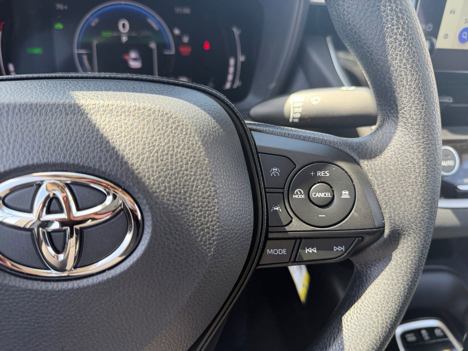 Certified 2026 Toyota Corolla LE w/ Carpet Mat Package (TMS) image 19