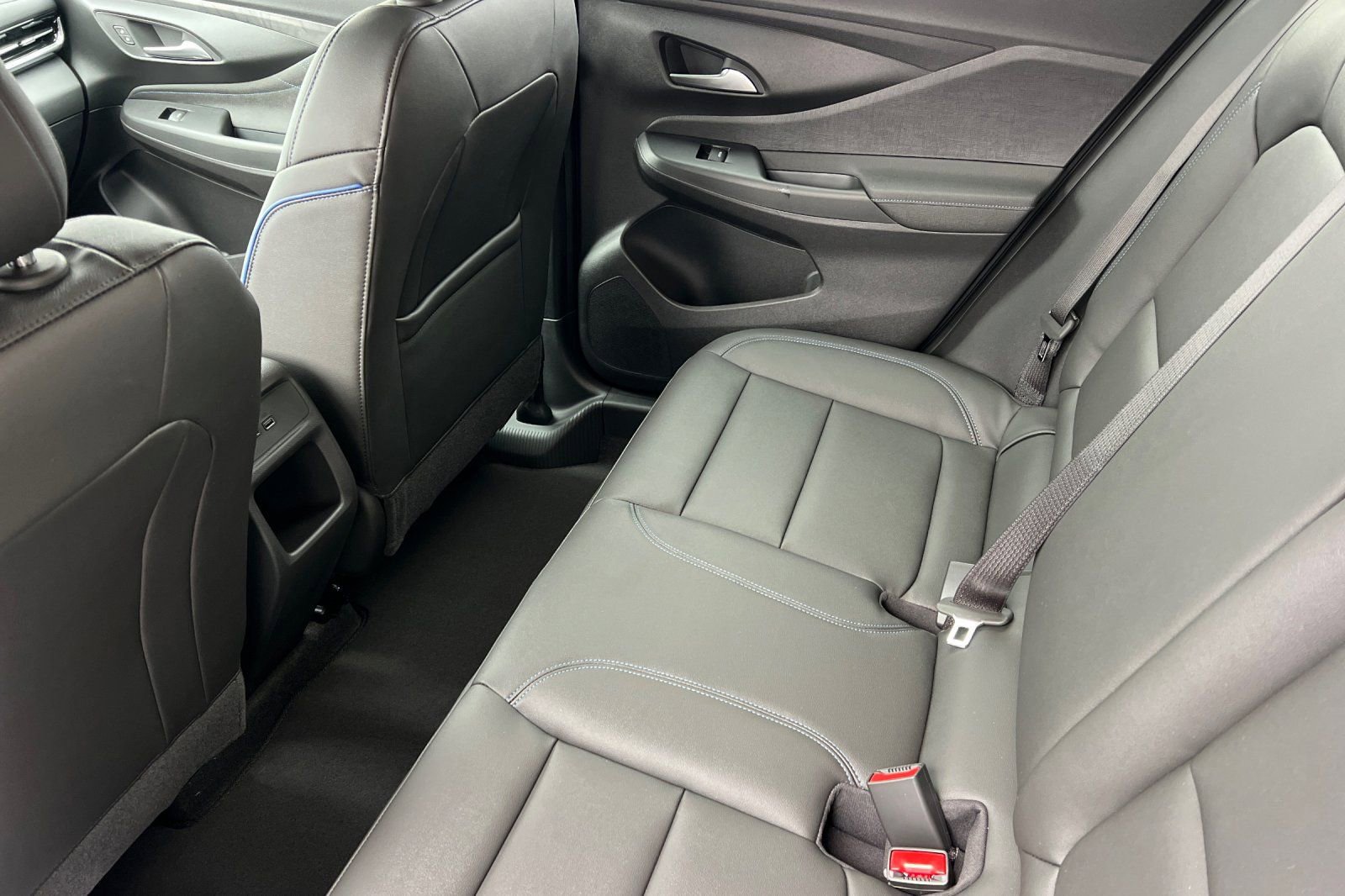 New 2026 Buick Envista Sport Touring image 10