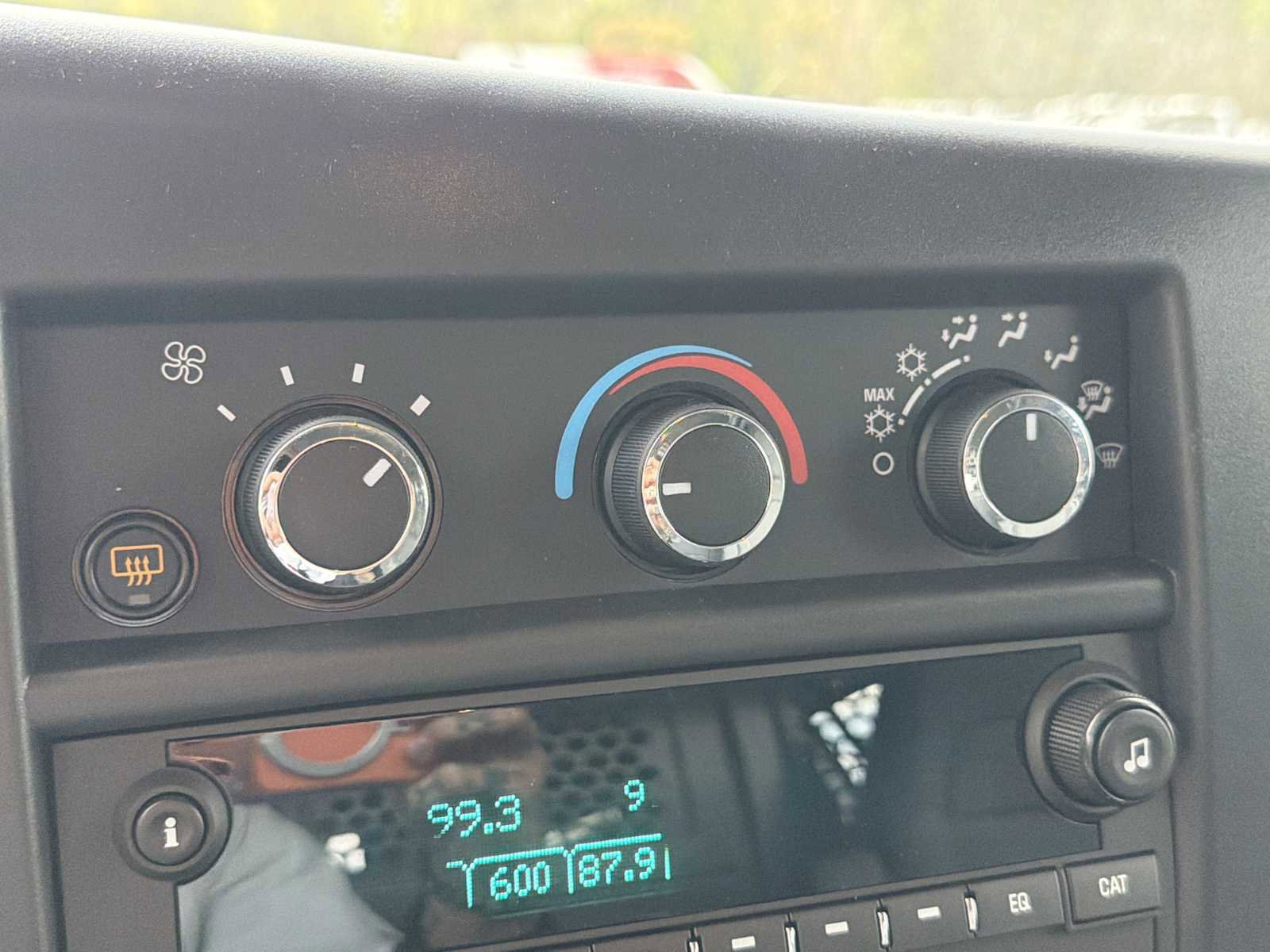 New 2025 GMC Savana 2500 w/ Driver Convenience Package image 27