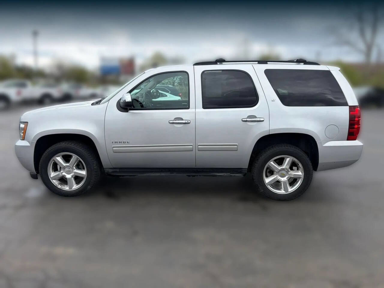 Used 2013 Chevrolet Tahoe LT w/ All-Star Edition AWD/4WD image 4