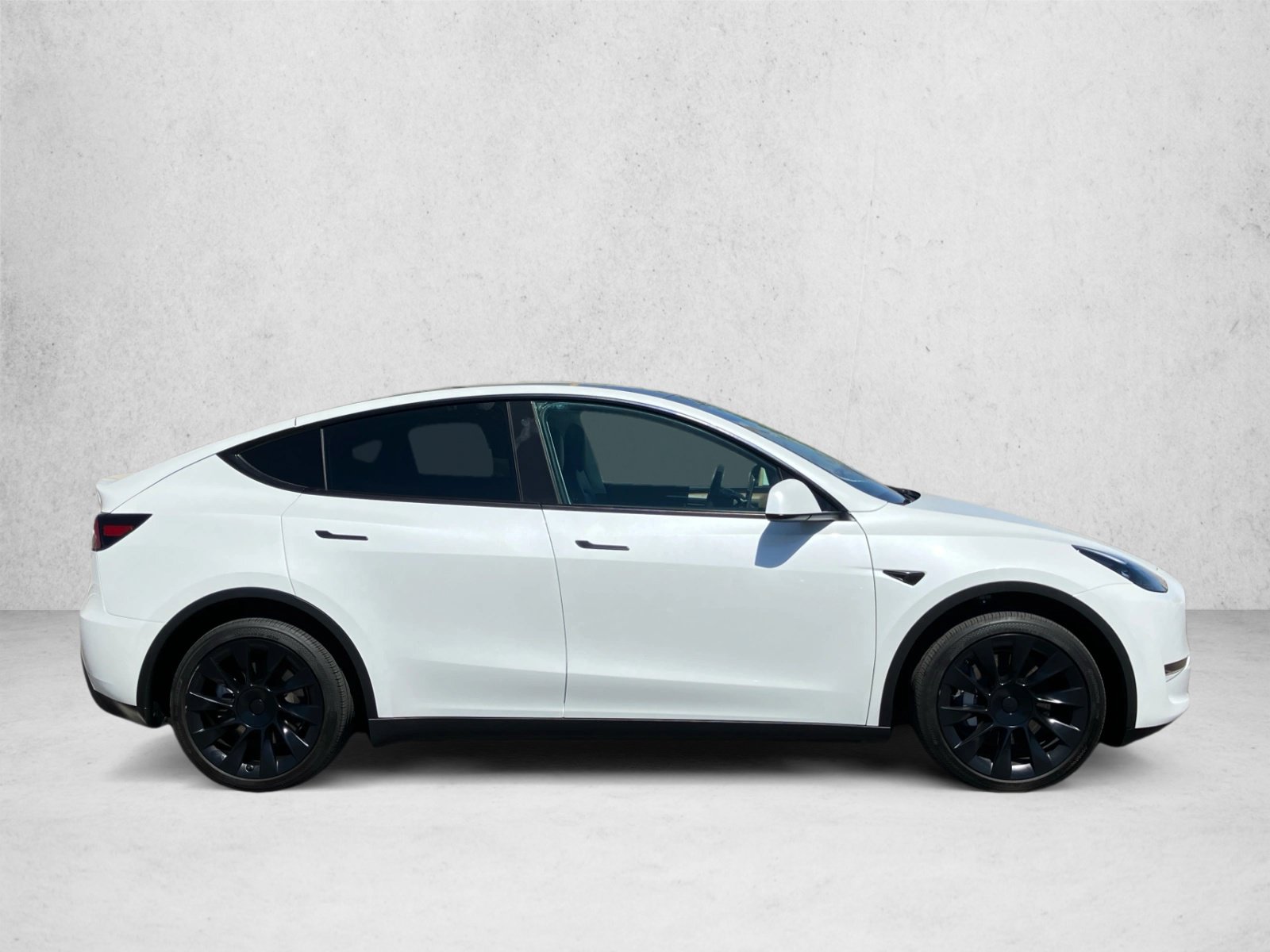 Used 2023 Tesla Model Y Long Range AWD/4WD video 4