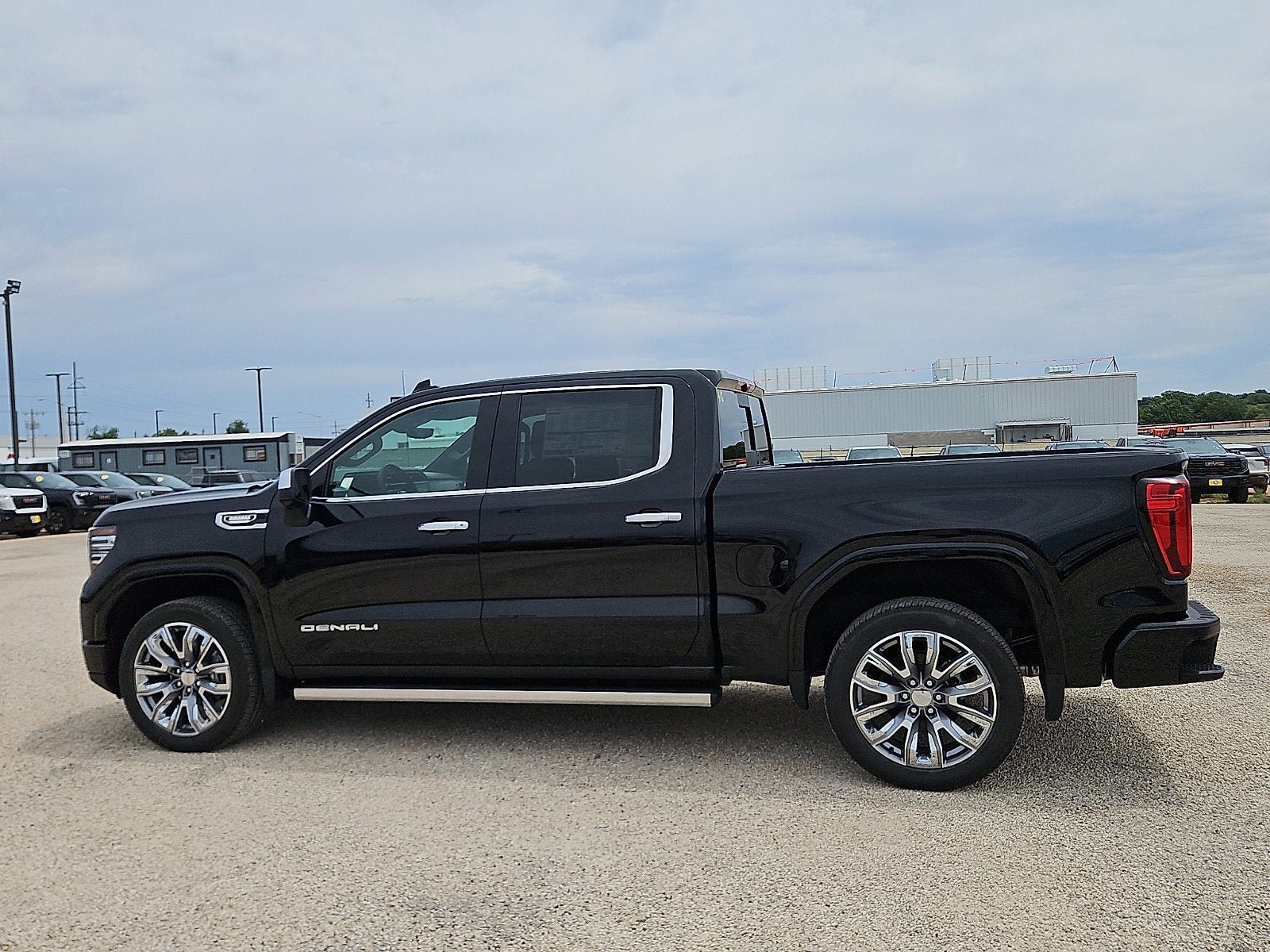 New 2026 GMC Sierra 1500 Denali AWD/4WD image 2