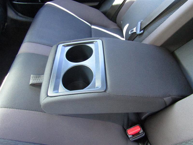 Used 2018 Toyota Corolla LE image 26