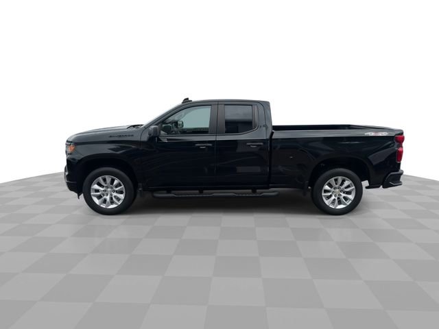 Certified 2022 Chevrolet Silverado 1500 Custom w/ LPO, Dark Essentials Package image 5