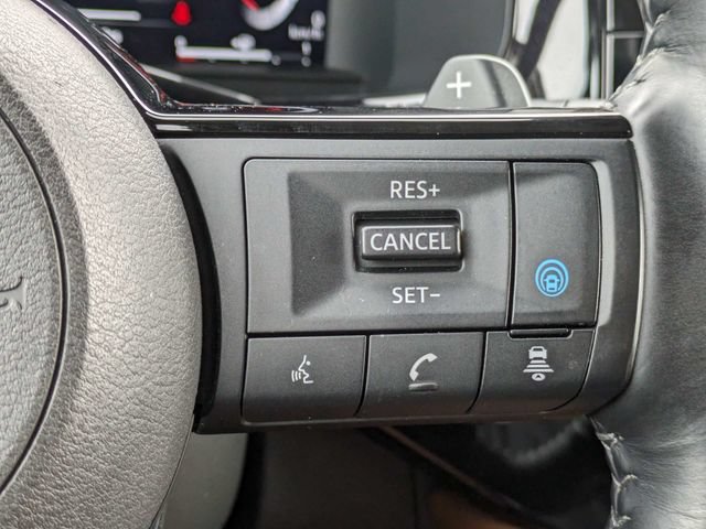 Used 2024 Nissan Pathfinder Platinum FWD image 30