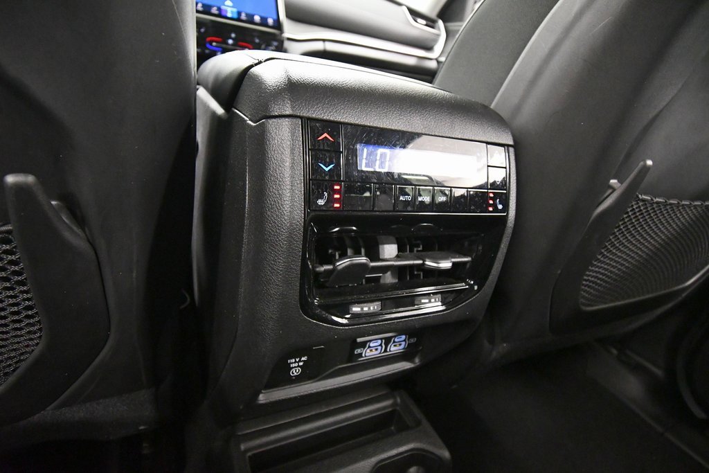 Used 2021 Jeep Grand Cherokee L Limited w/ Trailer Tow Group (B) image 16