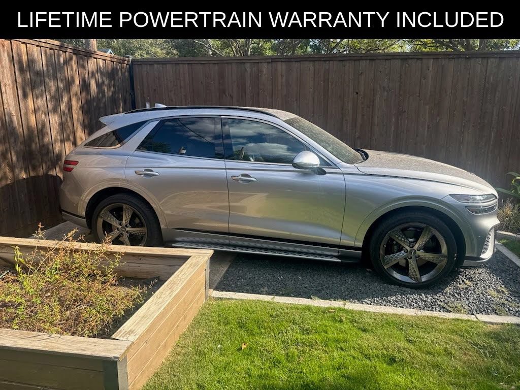 Used 2024 Genesis GV70 3.5T Sport w/ Sport Advanced Package AWD/4WD image 2