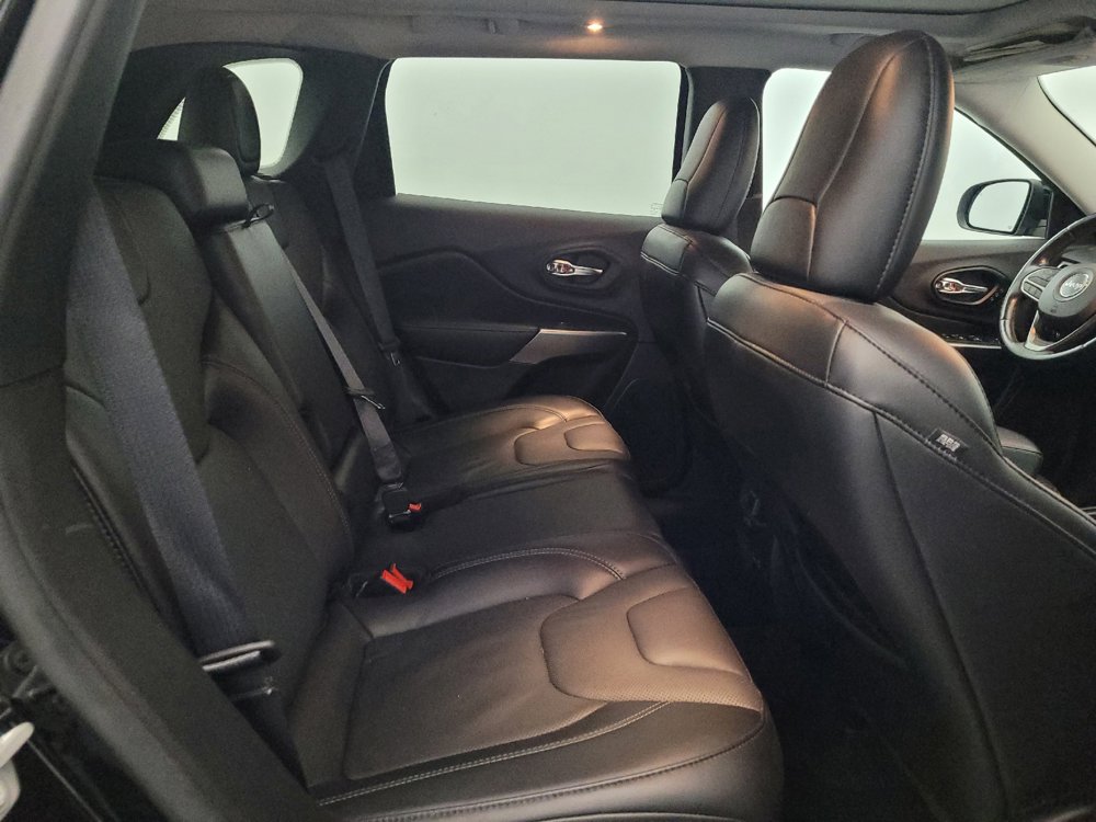 Used 2021 Jeep Cherokee Limited AWD/4WD image 19