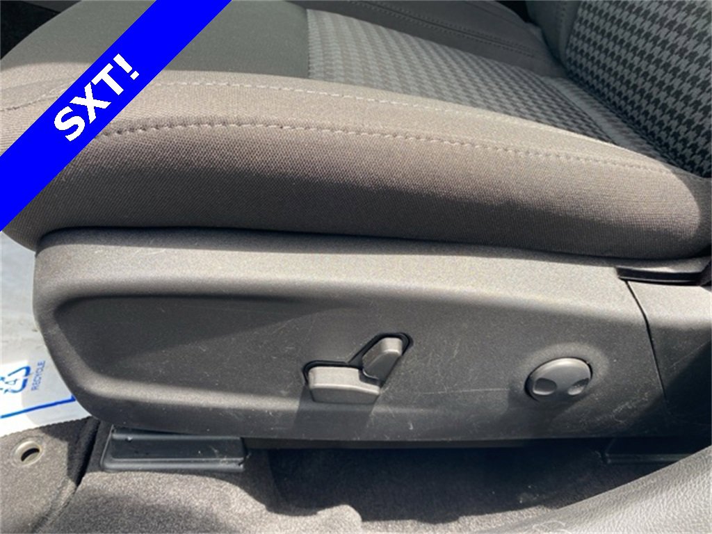 Used 2023 Dodge Charger SXT image 22