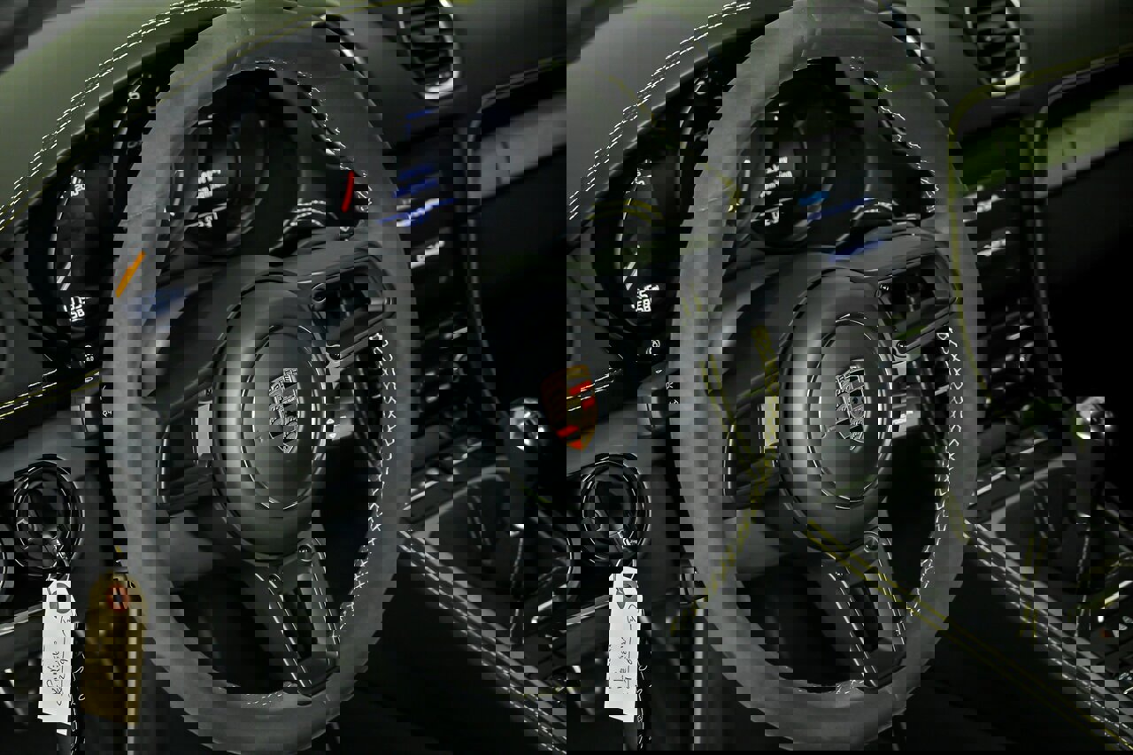 Used 2020 Porsche 718 Cayman GT4 image 22