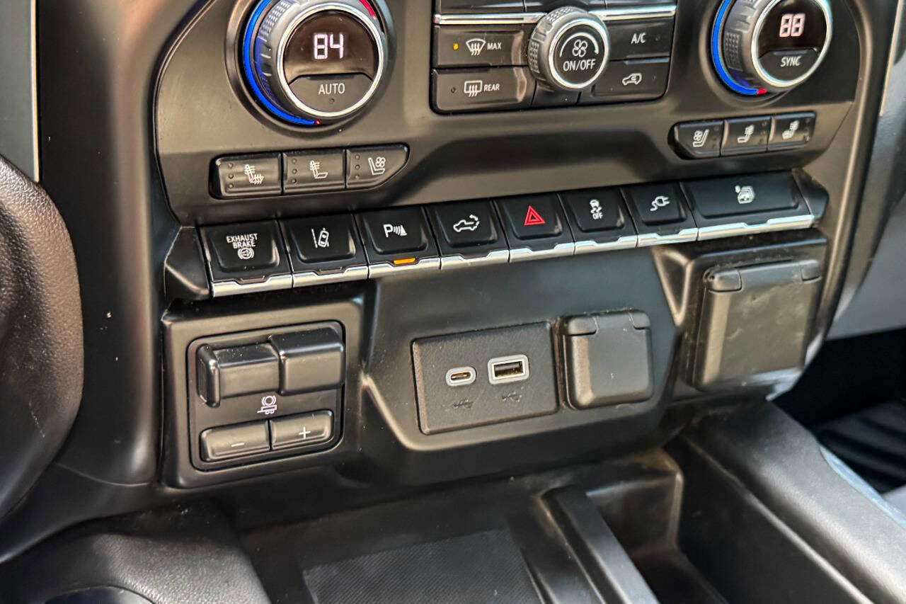 Used 2020 Chevrolet Silverado 3500 LTZ w/ LTZ Plus Package image 43