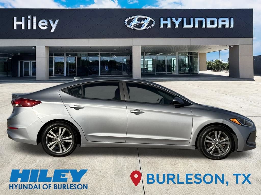 Used 2017 Hyundai Elantra SE image 3