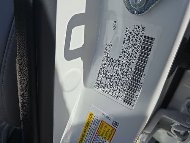 Used 2024 Honda Civic EX-L image 52