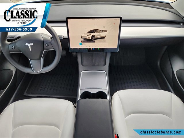 Used 2023 Tesla Model 3 Standard Range image 2