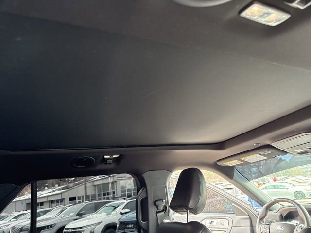 Used 2025 Ford Explorer ST image 26