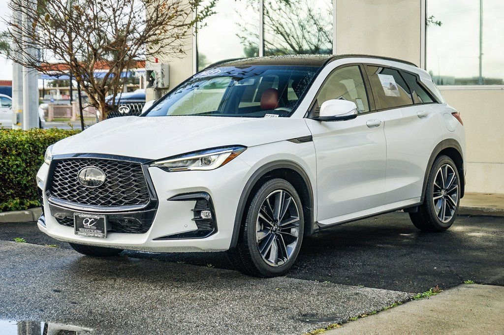 Certified 2023 INFINITI QX50 Sport image 3