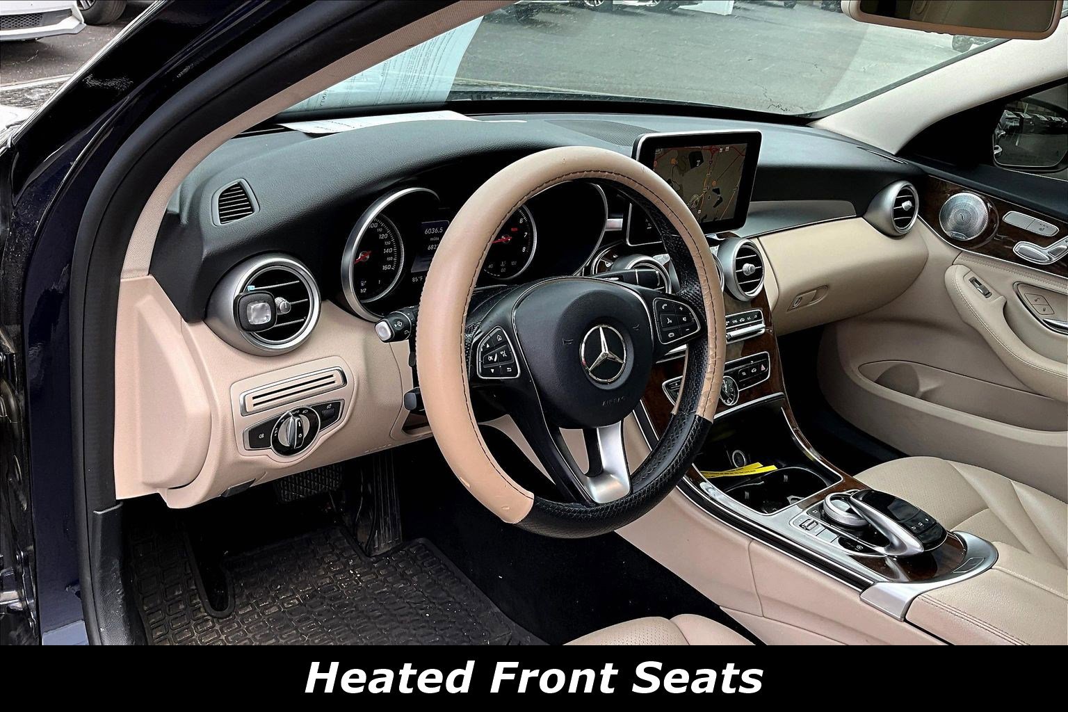 Used 2016 Mercedes-Benz C 300 4MATIC Sedan image 4