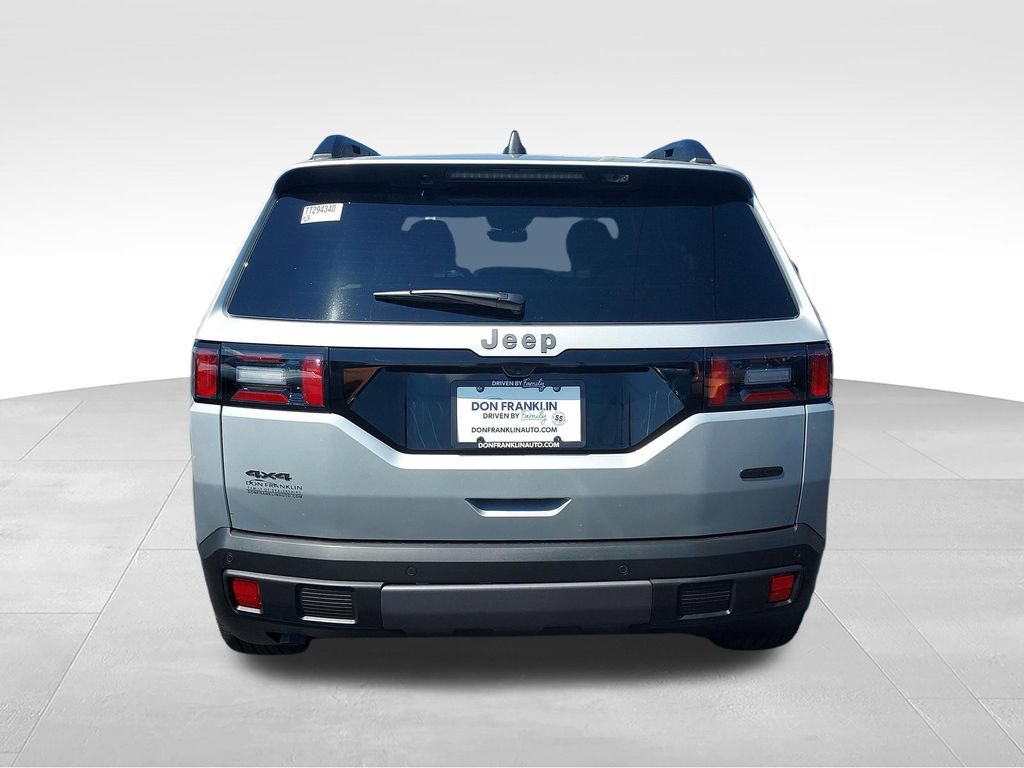 New 2026 Jeep Cherokee Overland w/ Trailer Tow Group AWD/4WD image 4