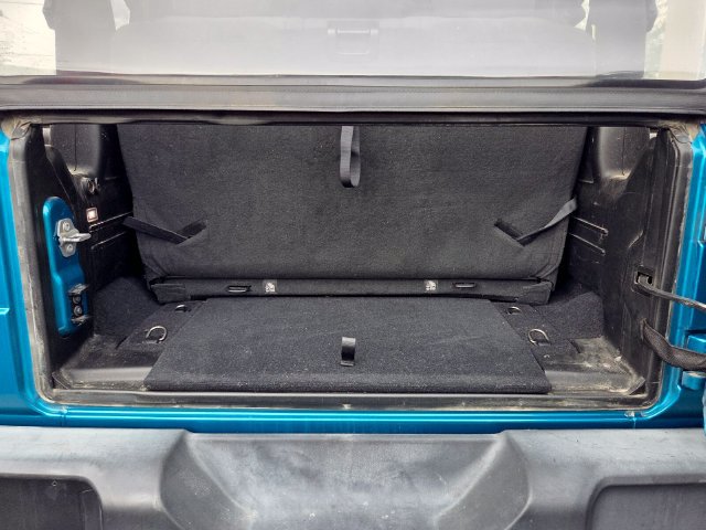 Used 2020 Jeep Wrangler Sport AWD/4WD image 11