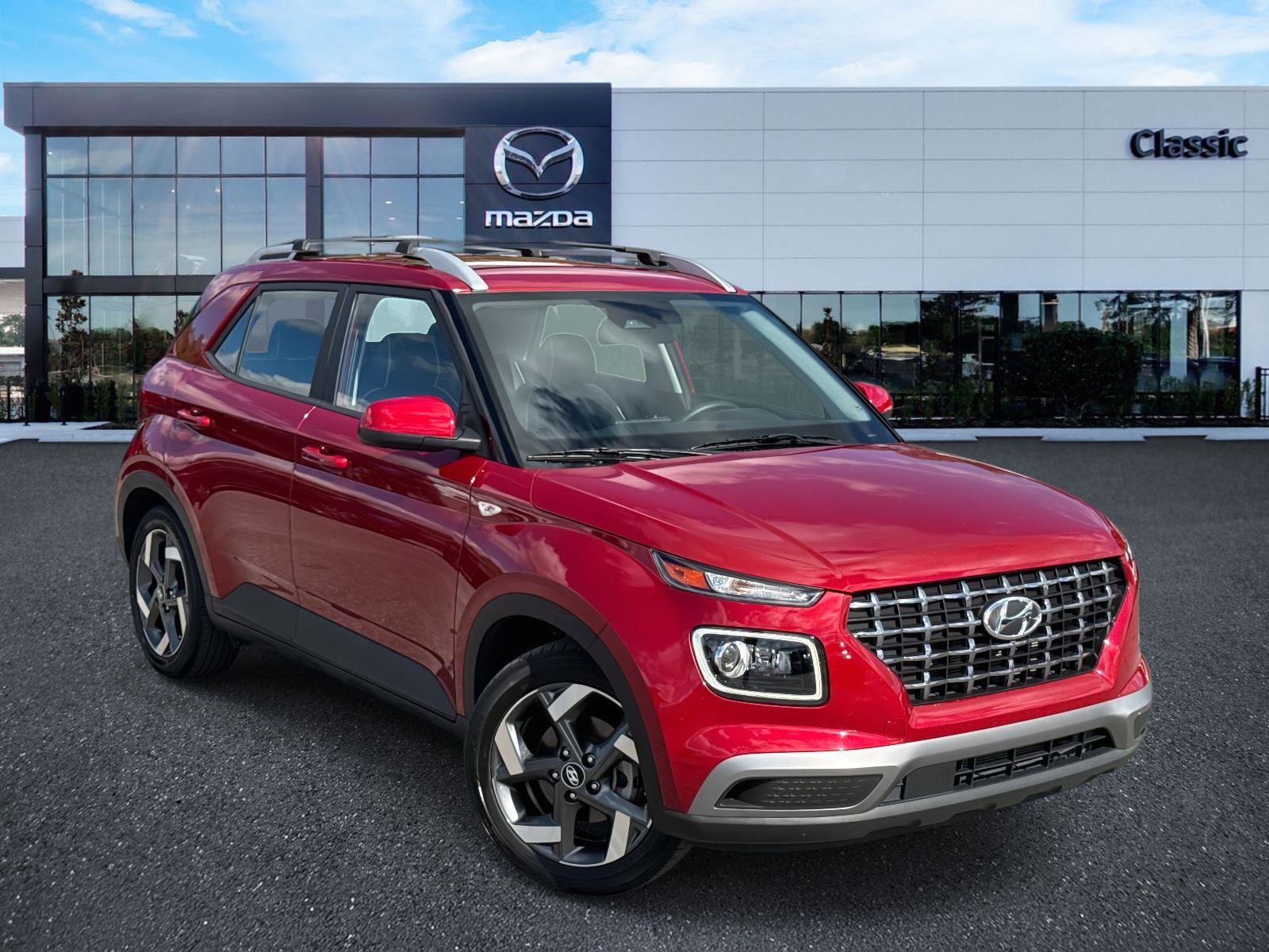 Used 2023 Hyundai Venue Limited w/ Cargo Package