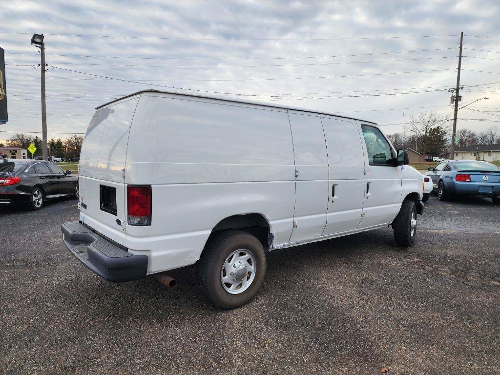 Used 2006 Ford E-350 and Econoline 350 Super Duty RWD image 3