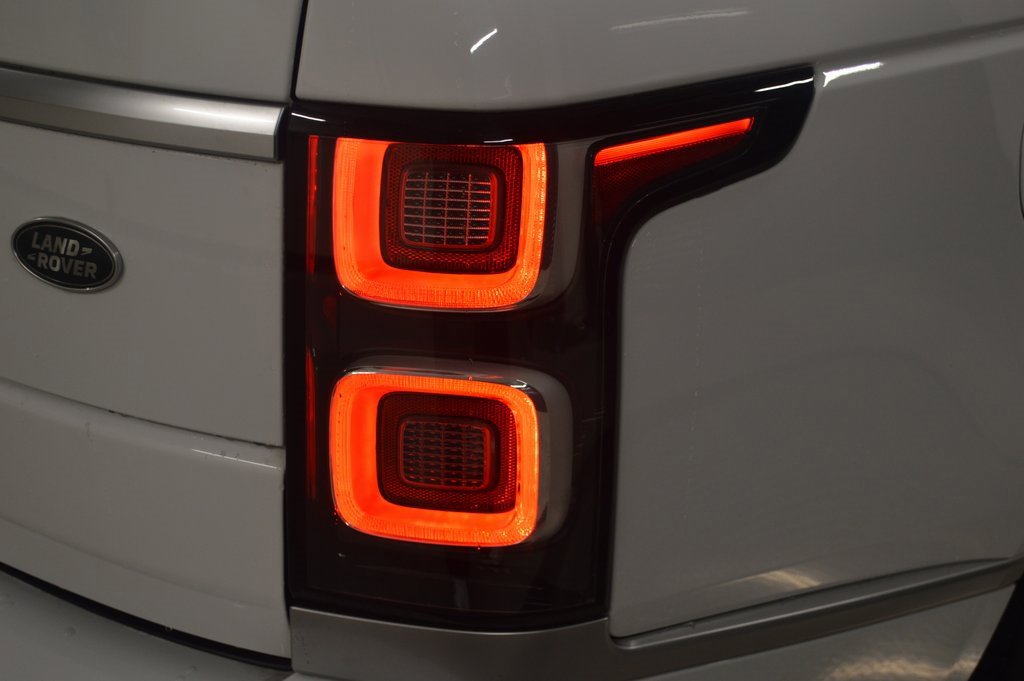 Used 2022 Land Rover Range Rover Westminster Edition image 12