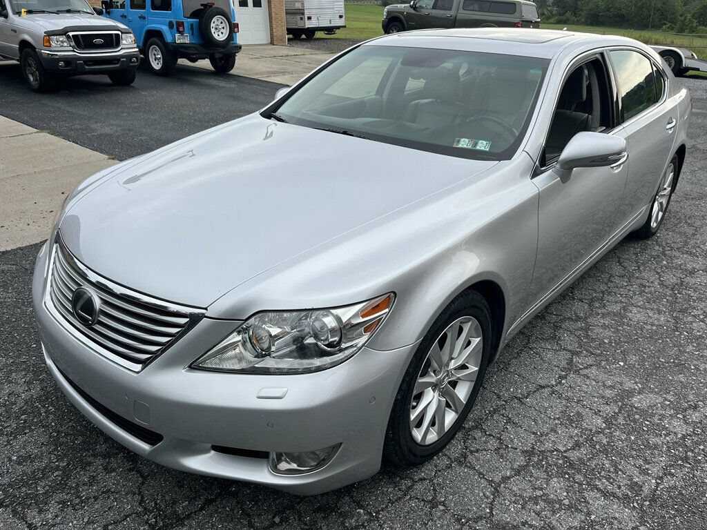Used 2011 Lexus LS 460 L w/ Luxury Pkg AWD/4WD image 19