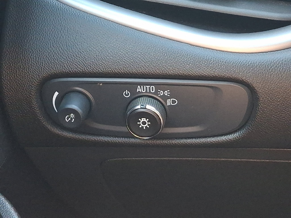 Certified 2024 Chevrolet Malibu LT FWD image 24