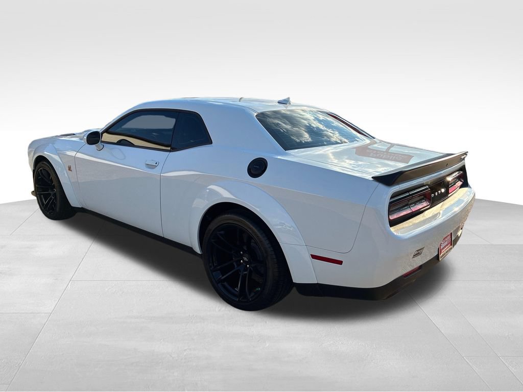 Used 2023 Dodge Challenger R/T Scat Pack RWD image 3