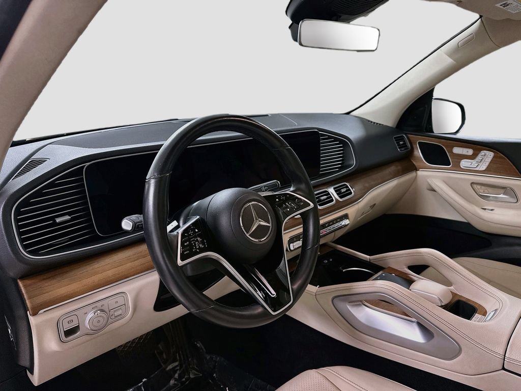Certified 2024 Mercedes-Benz GLE 350 4MATIC w/ AMG Line Exterior image 4