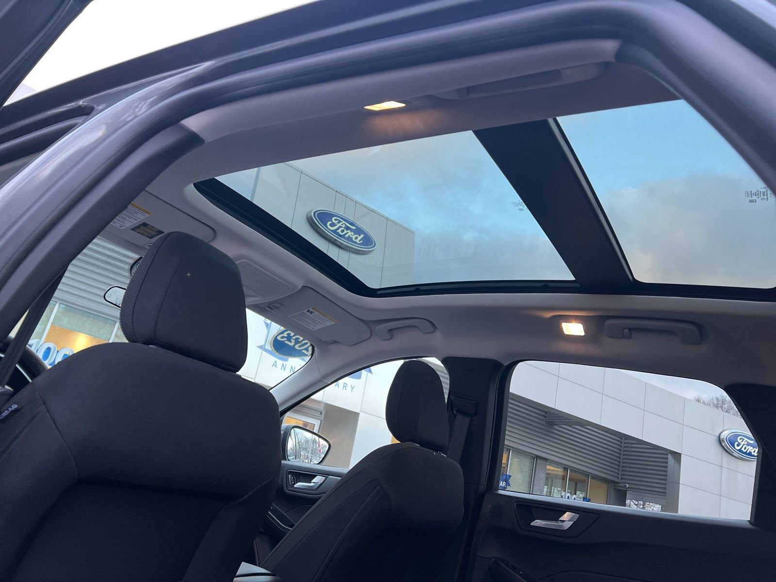 Used 2023 Ford Escape Active w/ Tech Pack #2 image 17