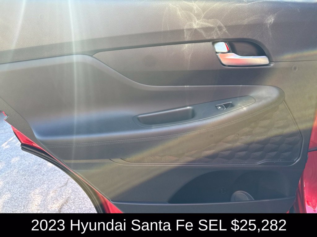 Used 2023 Hyundai Santa Fe SEL FWD image 14