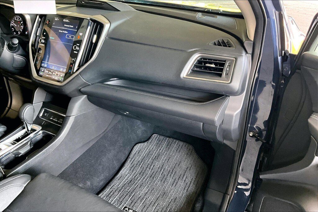 Certified 2023 Subaru Ascent Limited w/ Technology Package AWD/4WD image 11