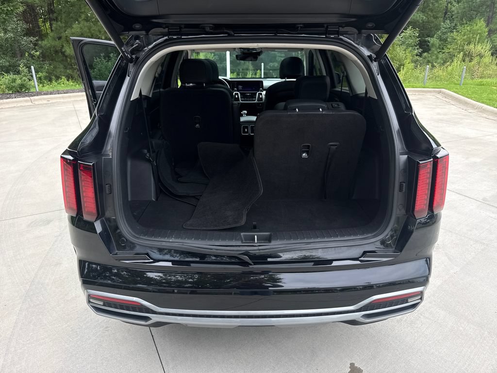 Used 2023 Kia Sorento EX w/ Panoramic Sunroof Package FWD image 33