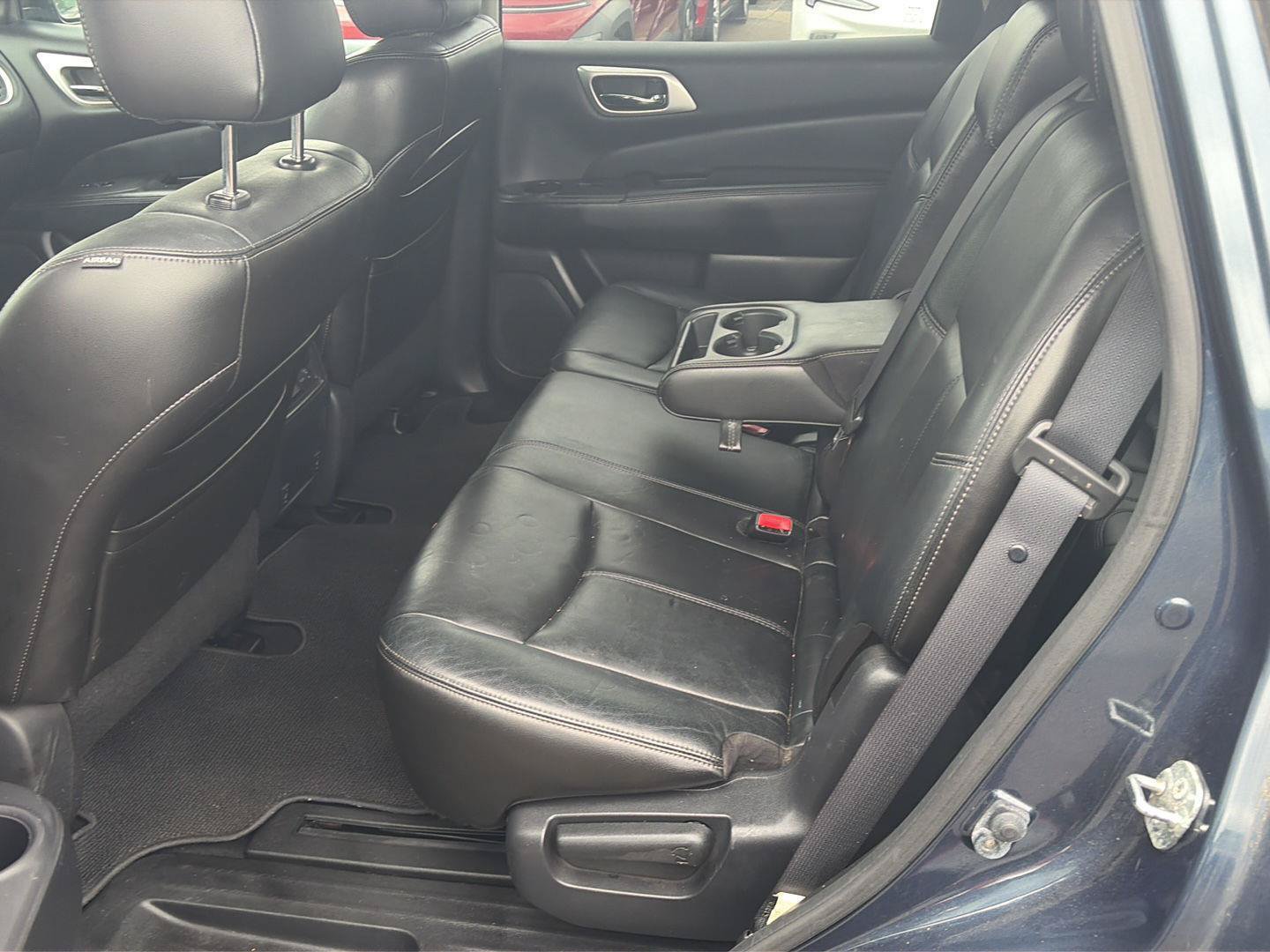 Used 2013 Nissan Pathfinder SL AWD/4WD image 17