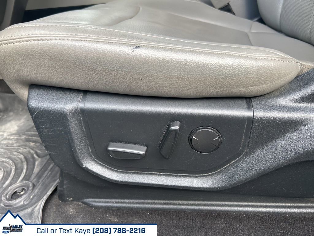 Used 2019 Ford F150 Lariat w/ Equipment Group 501A Mid image 23