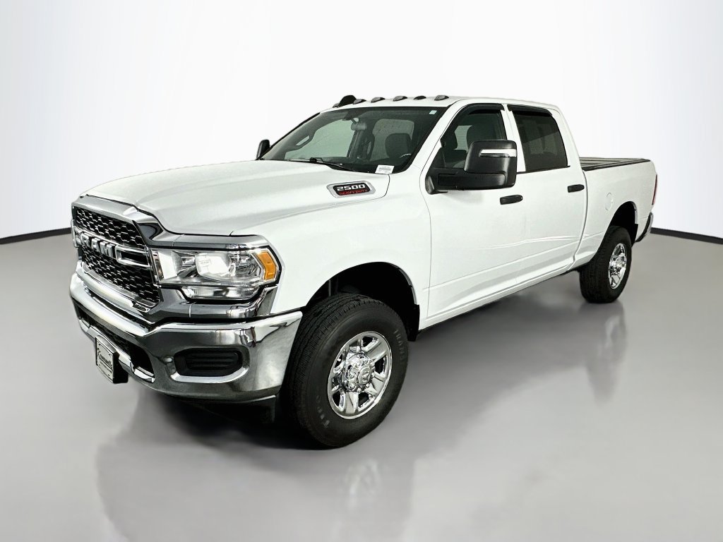 Used 2024 RAM 2500 Tradesman w/ Chrome Appearance Group AWD/4WD image 3